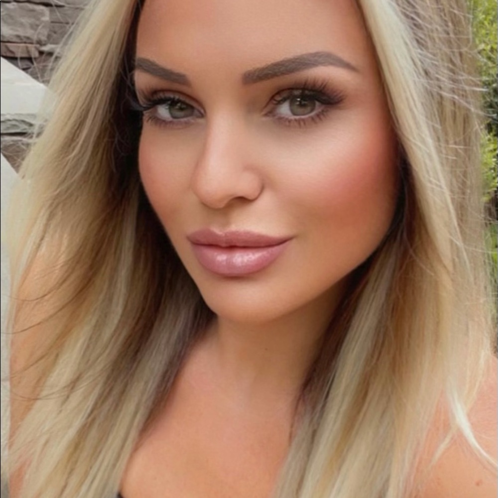 Meet your Posher, Kim